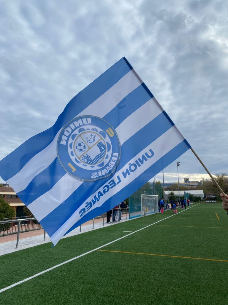 Banderas personalizadas — imagen 1